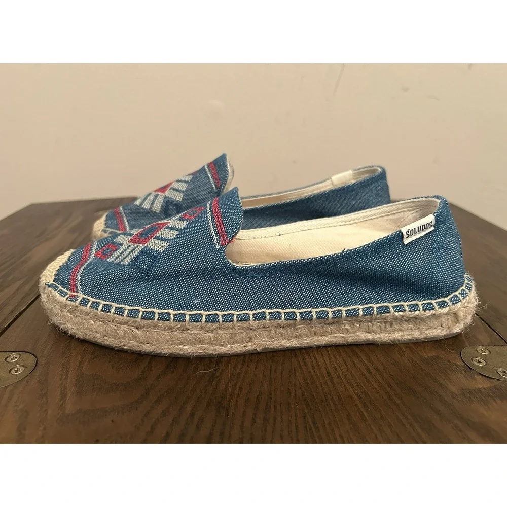 Soludos espadrilles blue canvas‎ shoes Southwestern embroidered Size 8.5 Women's